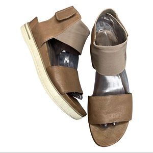 EILEEN FISHER Leather Sandal